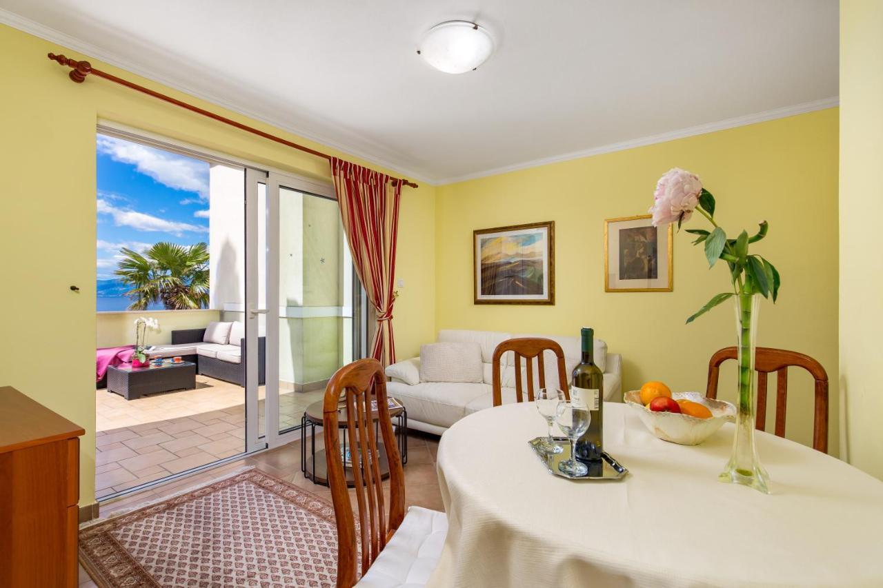 רייקה Apartments Villa Nora מראה חיצוני תמונה